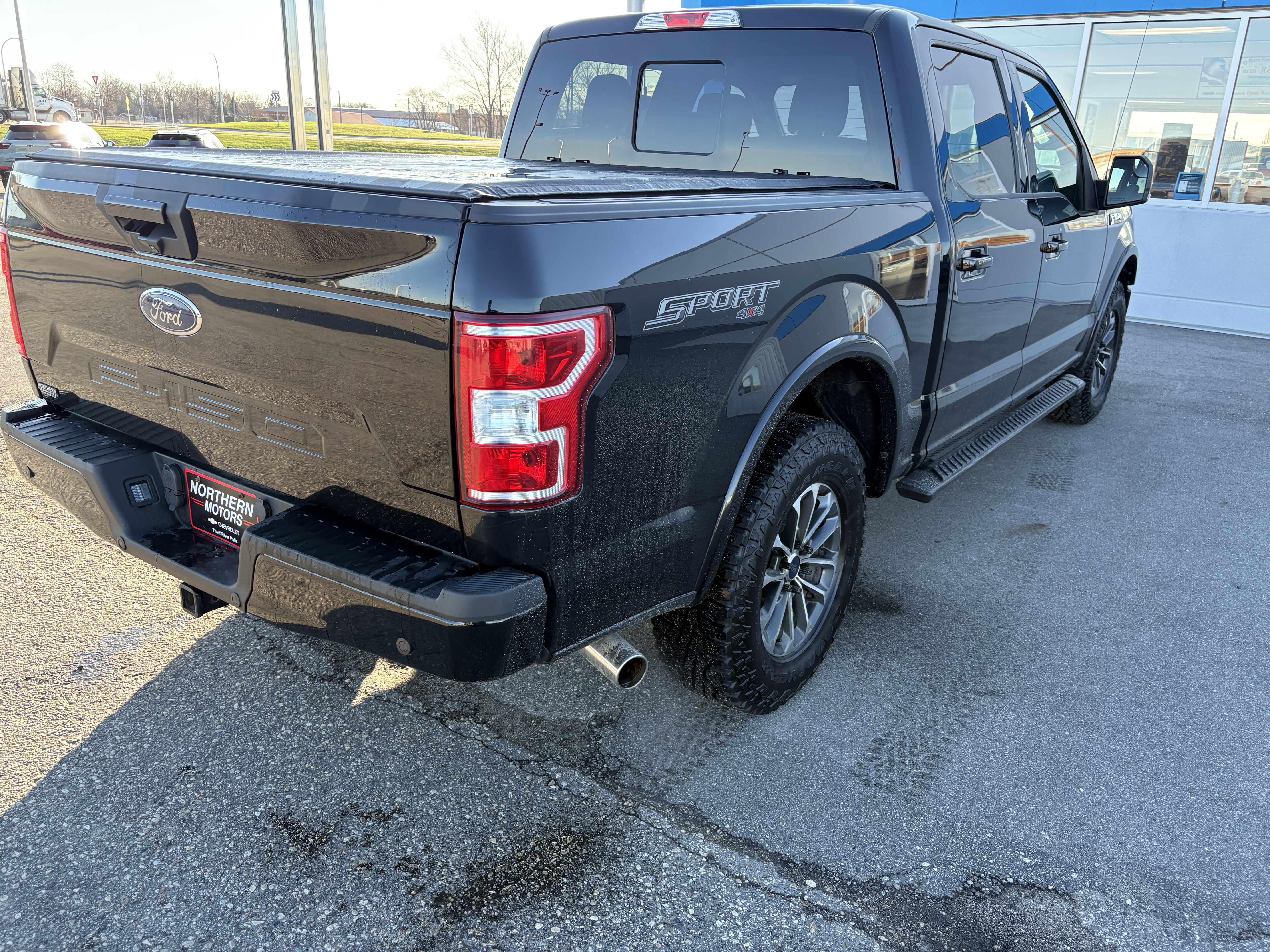 Used 2018 Ford F-150 XL with VIN 1FTEW1EP8JKE36987 for sale in Thief River Falls, Minnesota