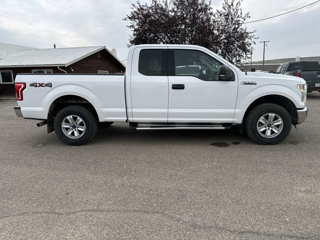 2016 Ford F-150 XLT photo 8