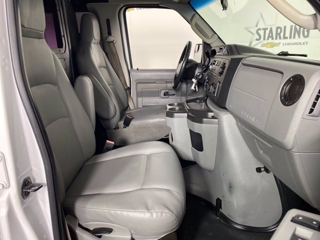 Pre-Owned 2014 Ford Econoline Cargo Van