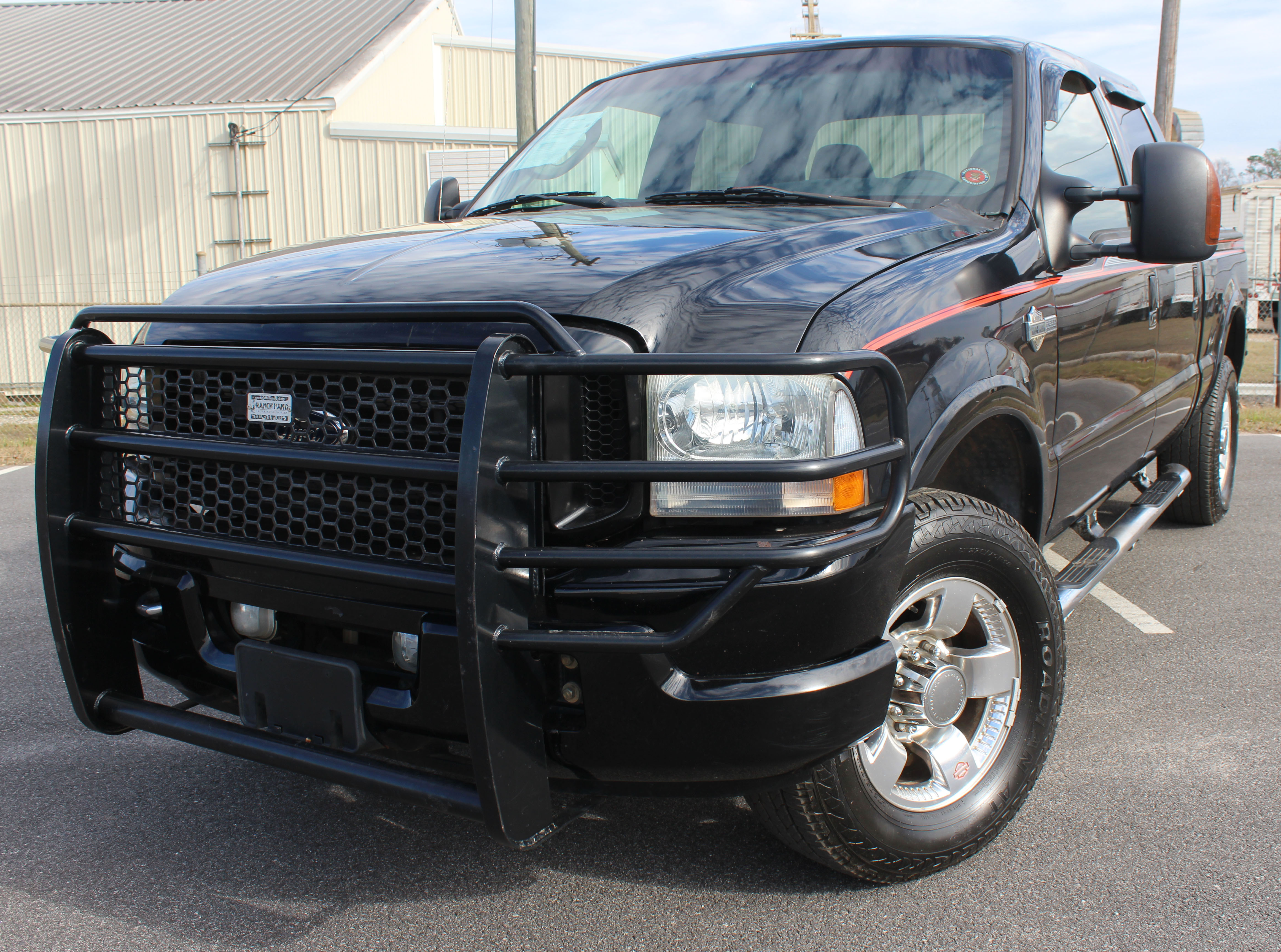 2004 Ford F-250 Super Duty XL's photo