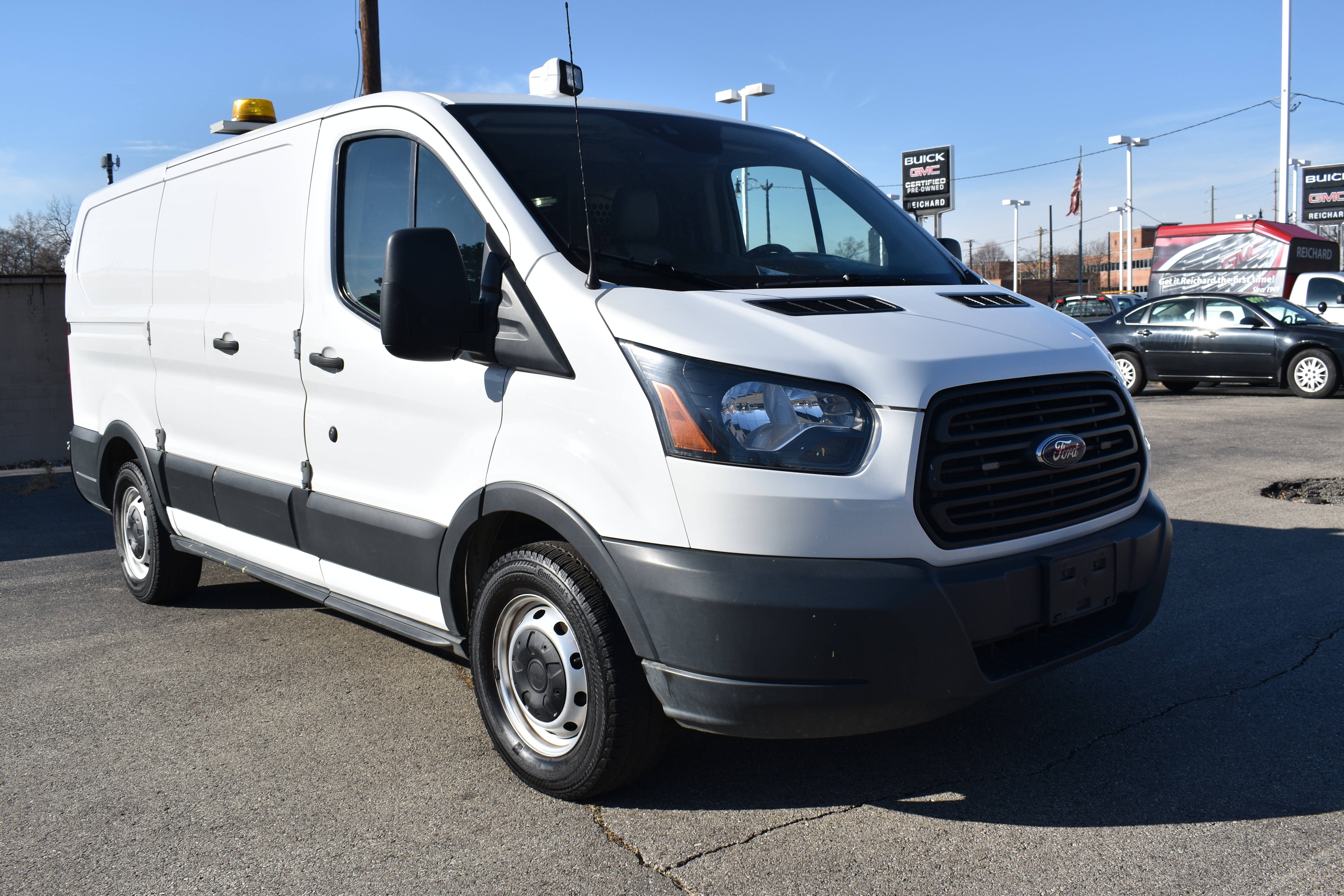 Used 2018 Ford Transit Van Base with VIN 1FTYE1ZM2JKA20854 for sale in Dayton, OH