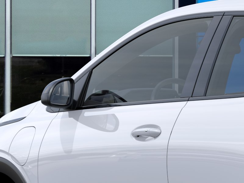New 2027 Summit White Chevrolet LT image 36