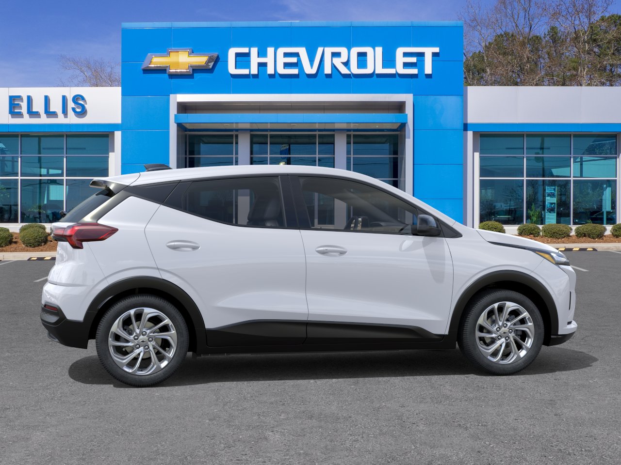 2027 Chevrolet Bolt LT - Photo 5