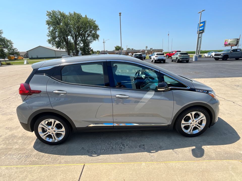 Used 2020 Chevrolet Bolt EV LT with VIN 1G1FY6S0XL4148603 for sale in Fairbury, IL