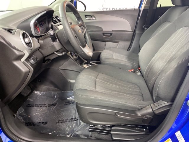 Pre-Owned 2017 Chevrolet Sonic LT