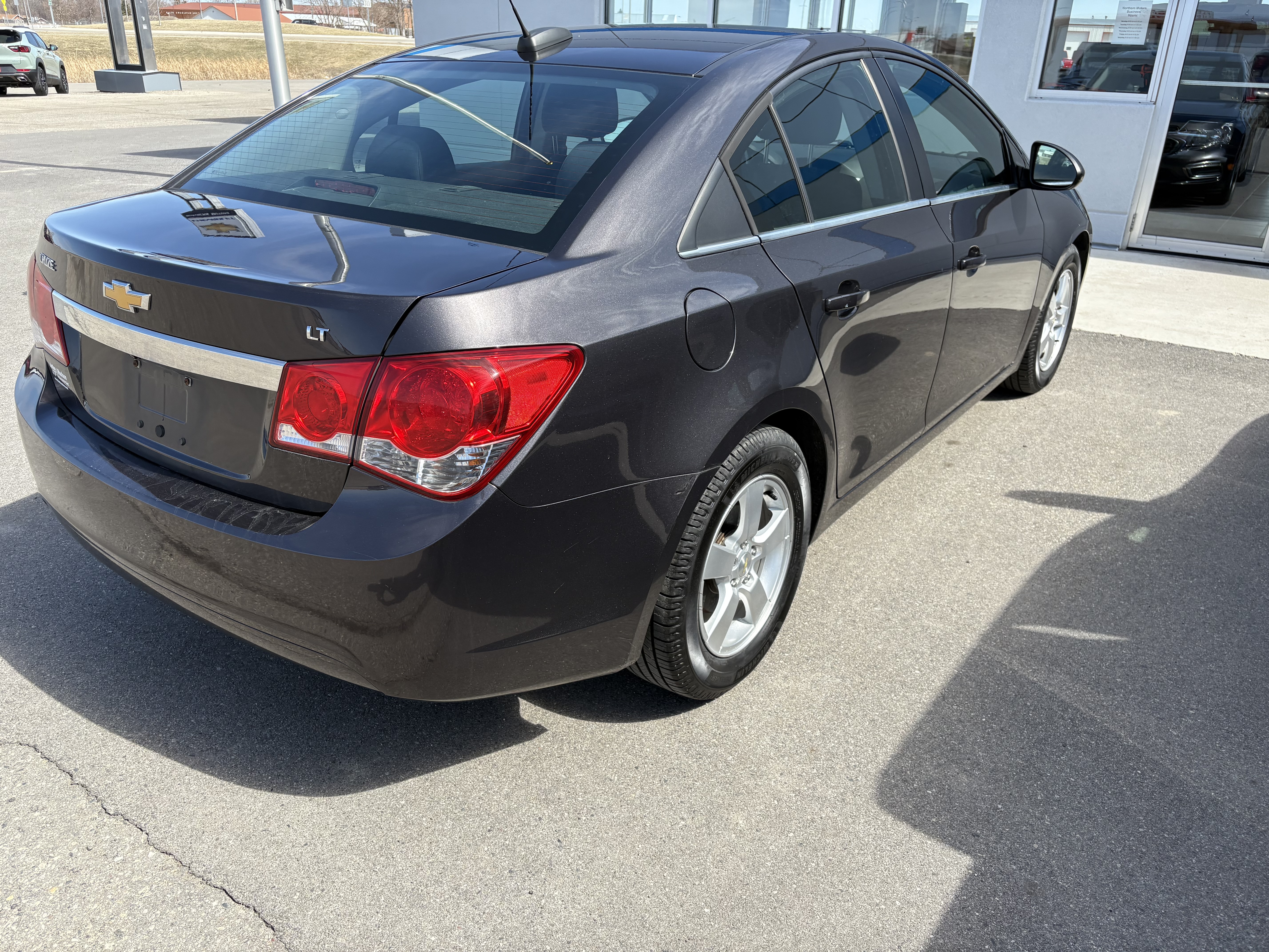Used 2015 Chevrolet Cruze 1LT with VIN 1G1PC5SB3F7300626 for sale in Thief River Falls, Minnesota