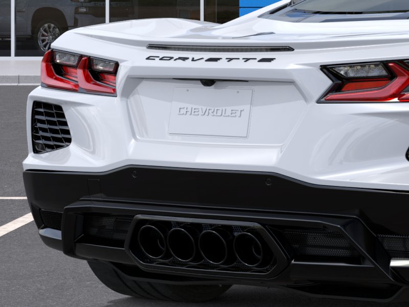 New 2027 Arctic White Chevrolet 2LT image 14
