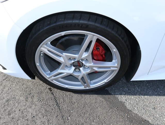 Used 2021 Arctic White Chevrolet 3LT image 32