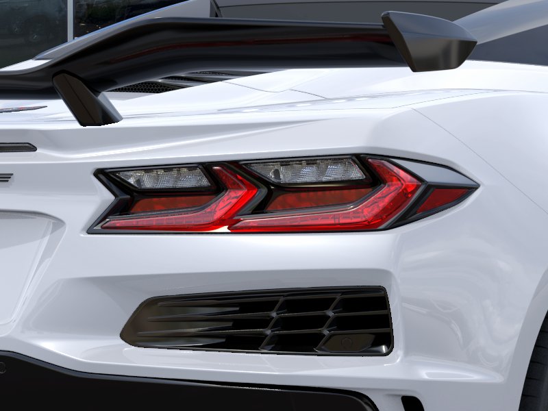 New 2027 Arctic White Chevrolet 3LZ image 37