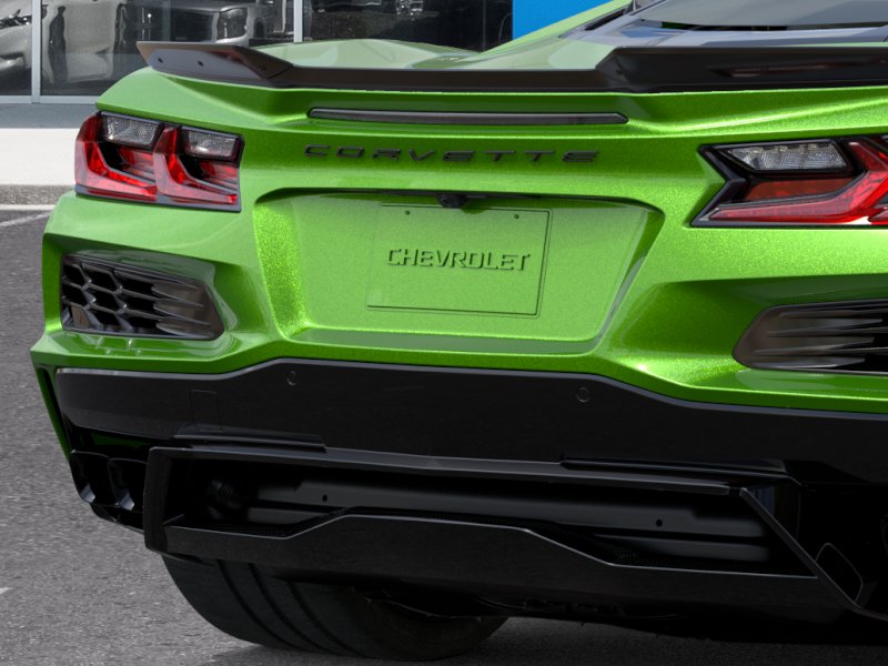 New 2026 Roswell Green Metallic Chevrolet 2LZ image 40