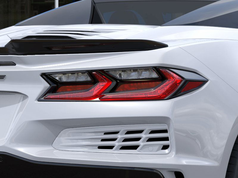 2025 Chevrolet Corvette E-Ray 2LZ photo 11