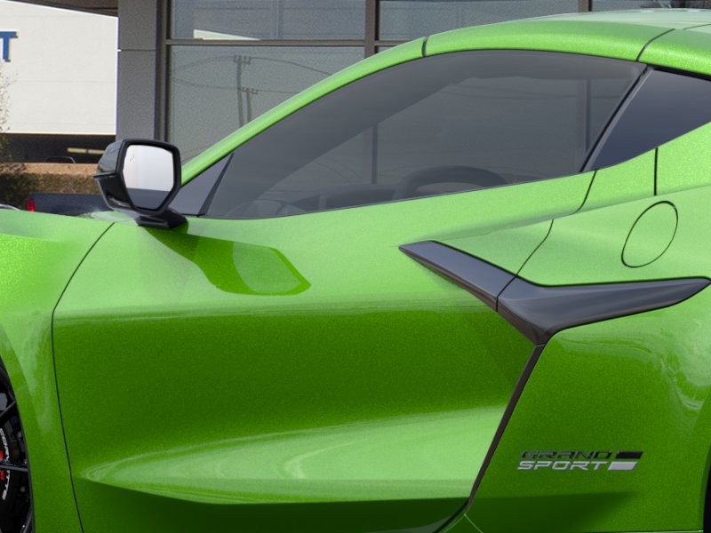 New 2027 Roswell Green Metallic Chevrolet 2LT image 36