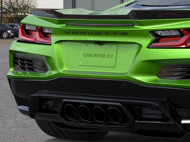 New 2027 Roswell Green Metallic Chevrolet 2LT image 38