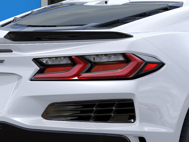 New 2027 Arctic White Chevrolet 3LT image 11