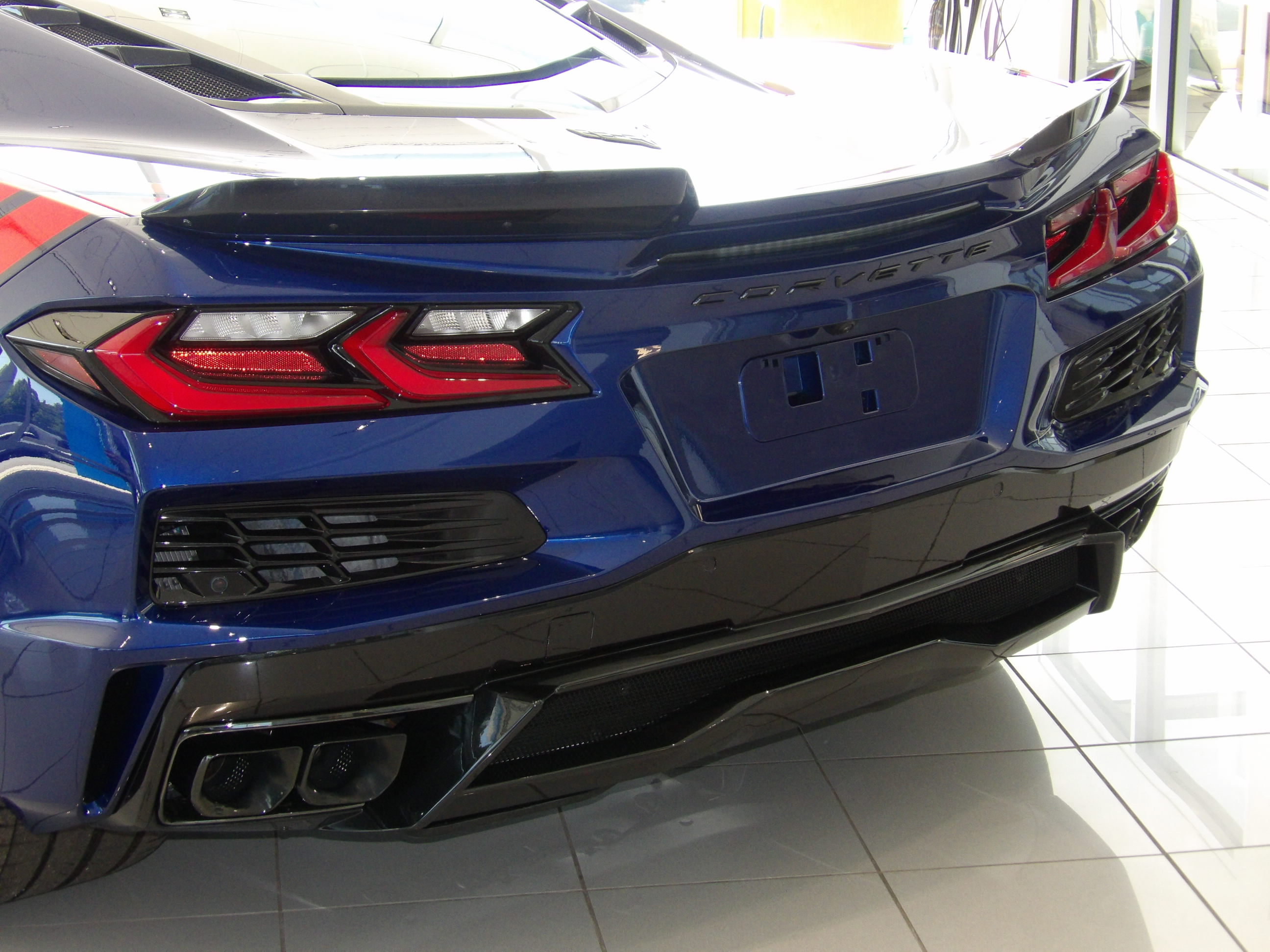 2027 Chevrolet Corvette 3LT - Photo 10
