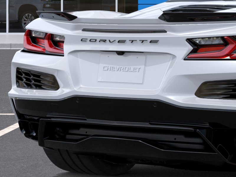 New 2027 Arctic White Chevrolet 3LT image 38