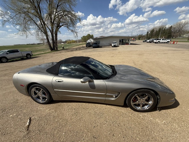 Used 1999 Chevrolet Corvette Base with VIN 1G1YY32G0X5112004 for sale in Rugby, ND
