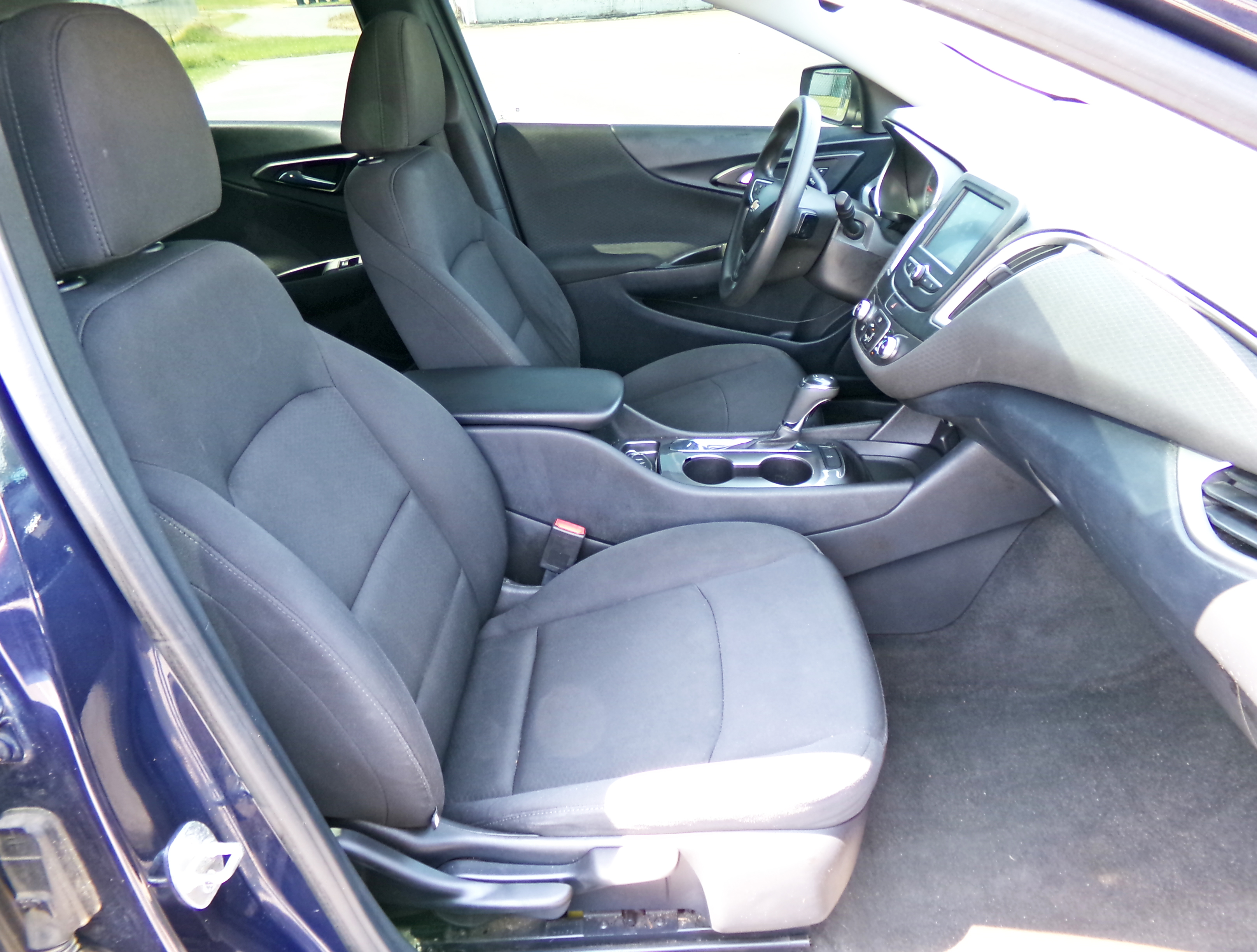 Used 2016 BLUE VELVET METALLIC Chevrolet LS image 15