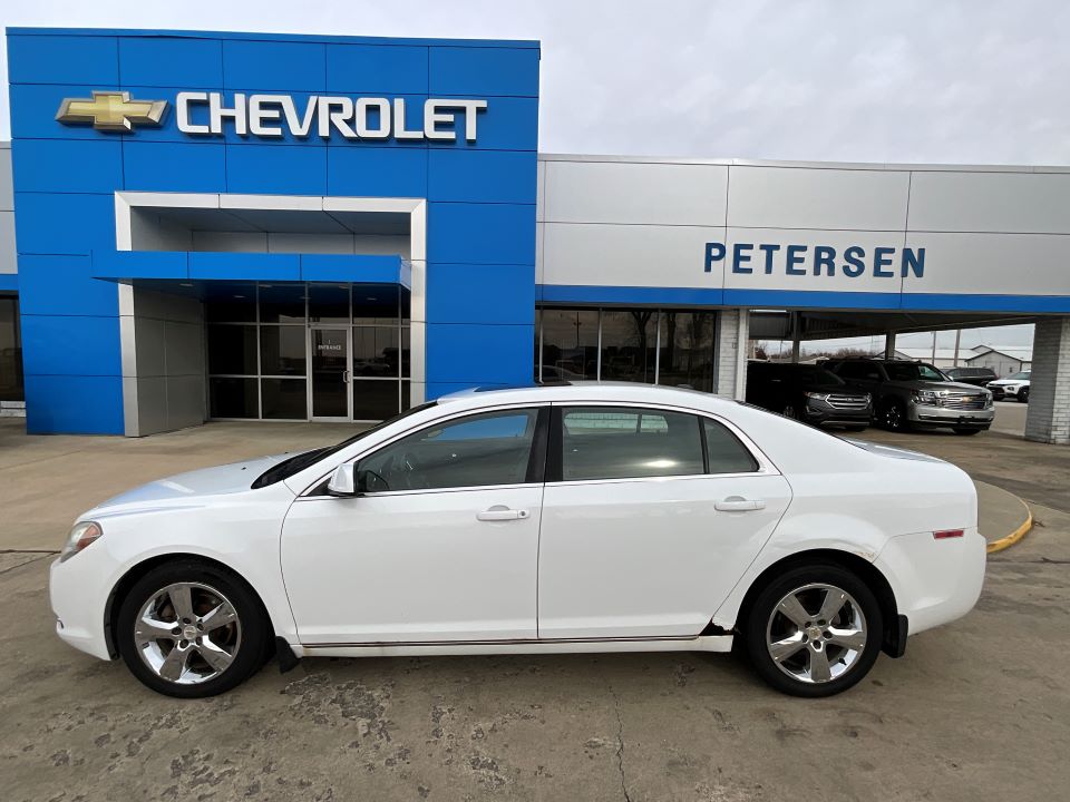 Used 2010 Chevrolet Malibu 2LT with VIN 1G1ZD5EB7AF152044 for sale in Fairbury, IL