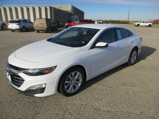 Used 2022 Chevrolet Malibu 1LT with VIN 1G1ZD5ST2NF137647 for sale in Harvey, ND