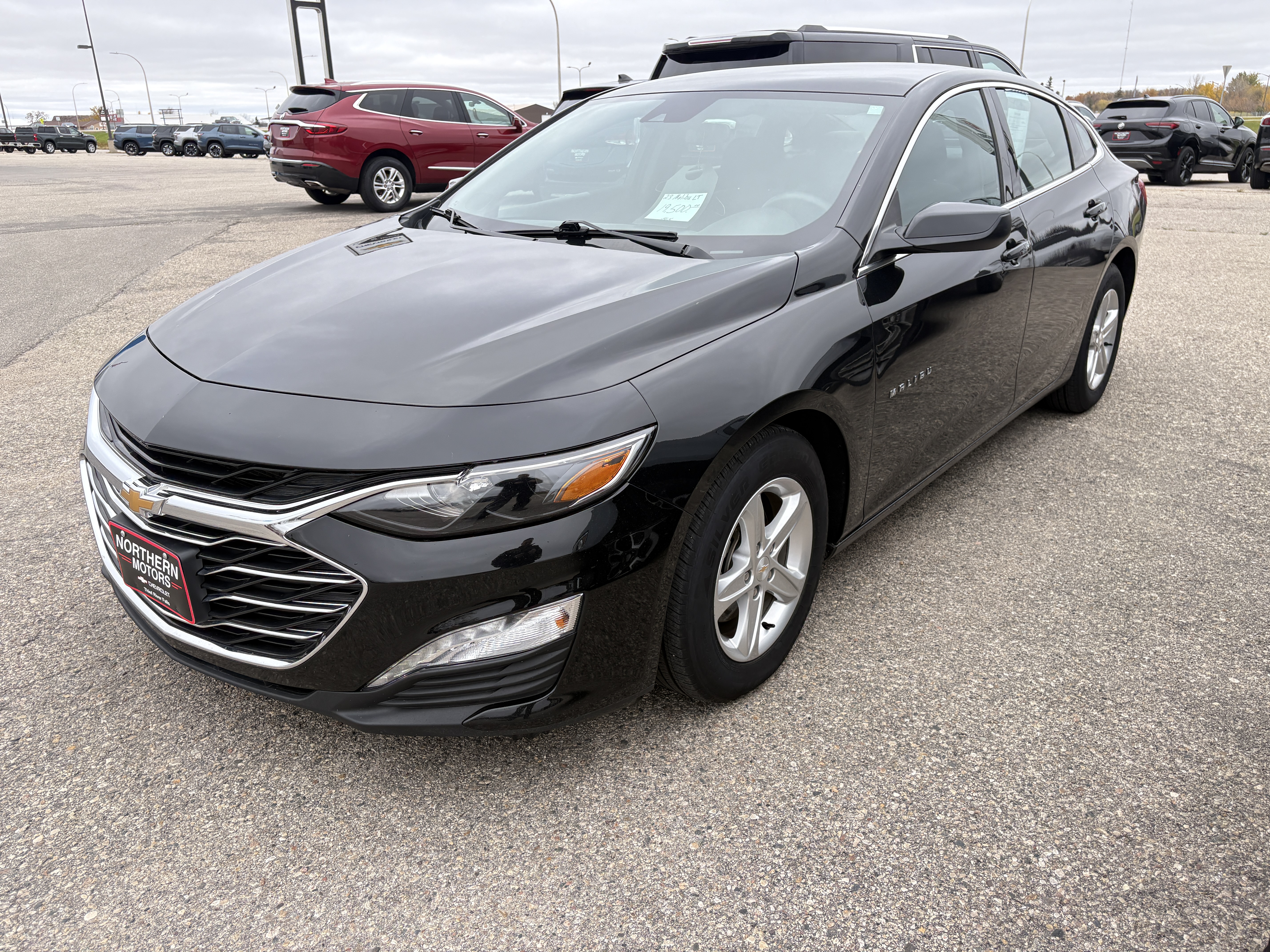 Used 2023 Chevrolet Malibu 1LT with VIN 1G1ZD5ST8PF236797 for sale in Thief River Falls, Minnesota