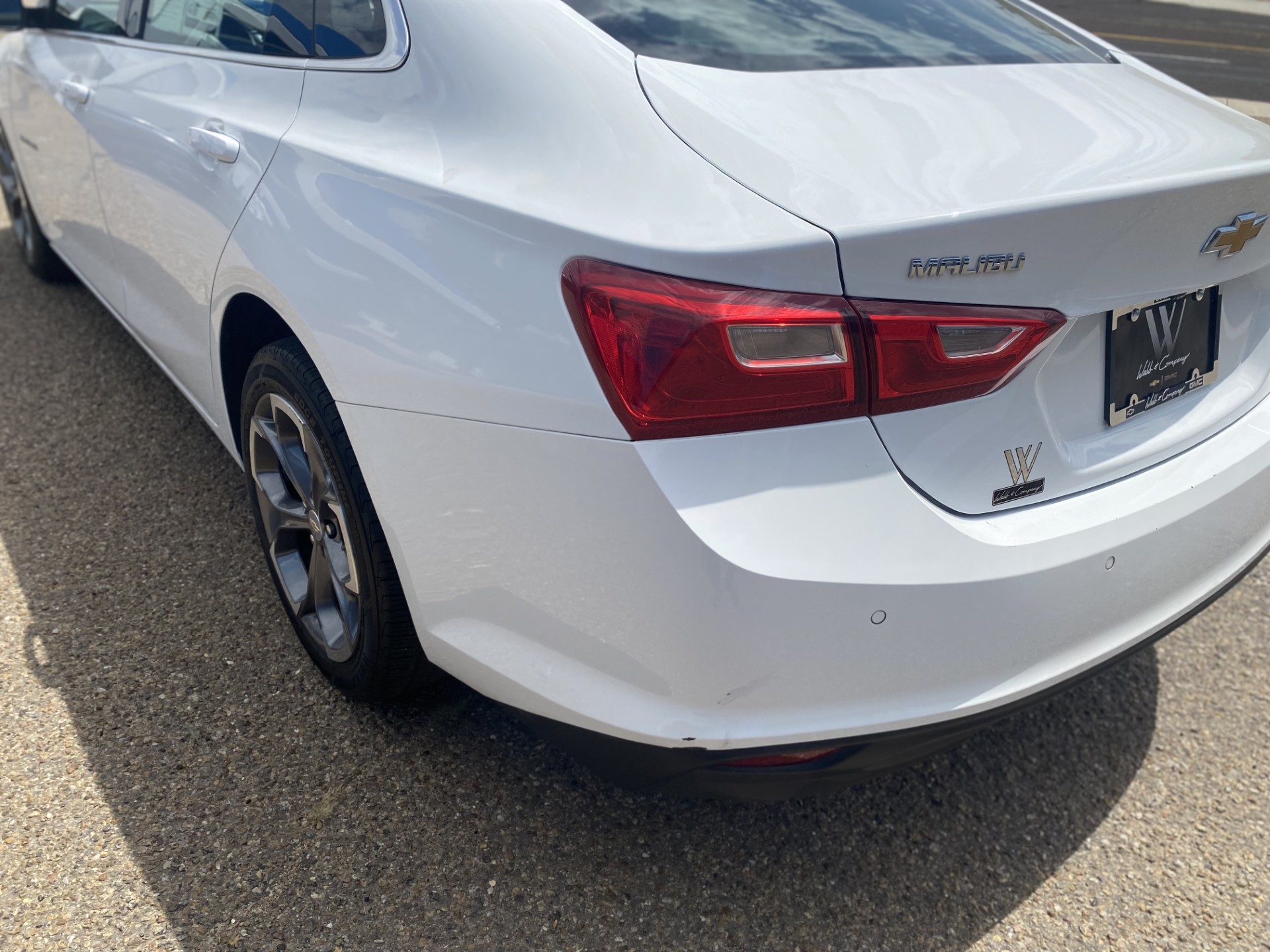 Used 2024 Summit White Chevrolet 1LT image 7