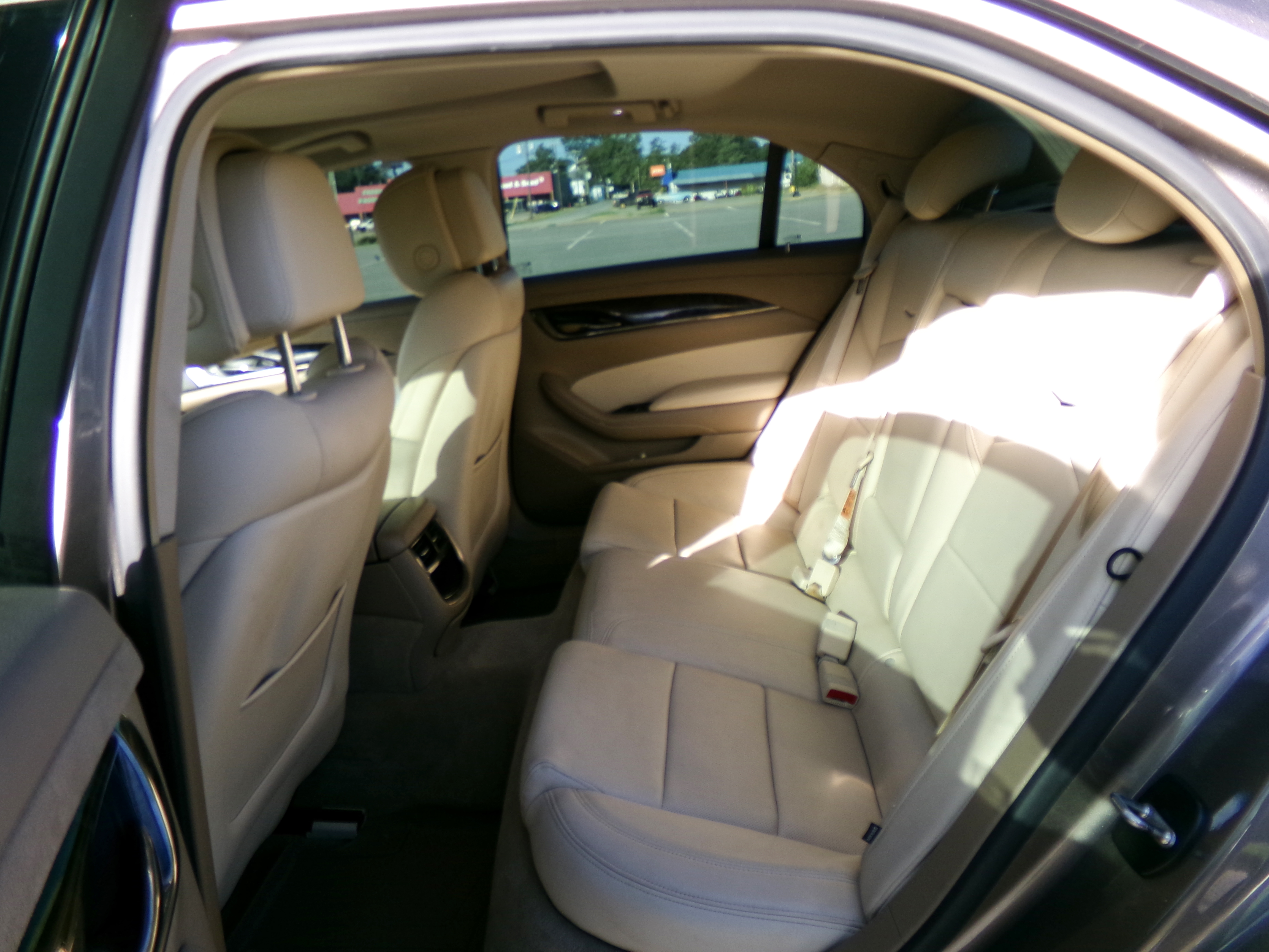 Used 2014 MOCHA STEEL METALLIC Cadillac Luxury RWD image 12