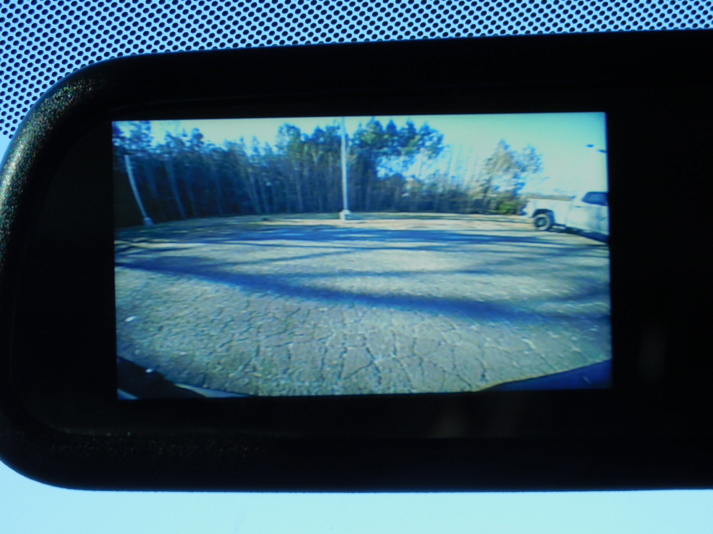 Used 2022 Summit White Chevrolet 1LS image 3