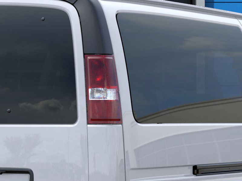 2025 Chevrolet Express Passenger 3500 photo 11