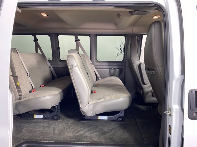 Pre-Owned 2019 Chevrolet Express Passenger 3500 LT