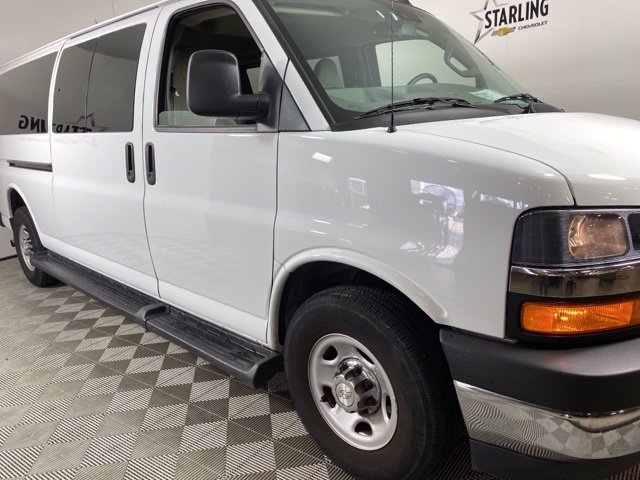Certified Pre-Owned 2019 Chevrolet Express Passenger 3500 LT