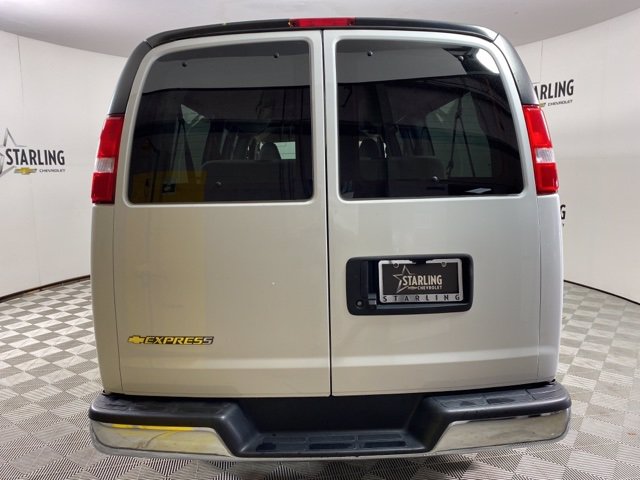 Certified Pre-Owned 2019 Chevrolet Express Passenger 3500 LT