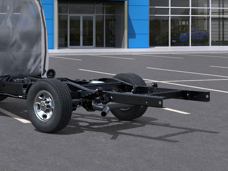 2025 Chevrolet Express Cutaway 3500 photo 7