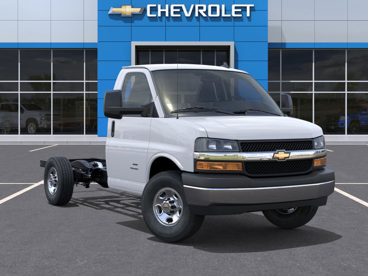 New 2025 Summit White Chevrolet 1WT image 42