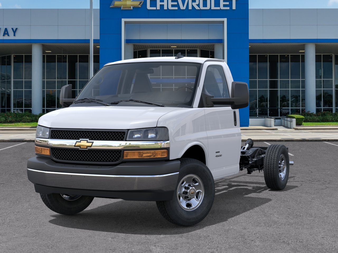 New 2025 Summit White Chevrolet 1WT image 31