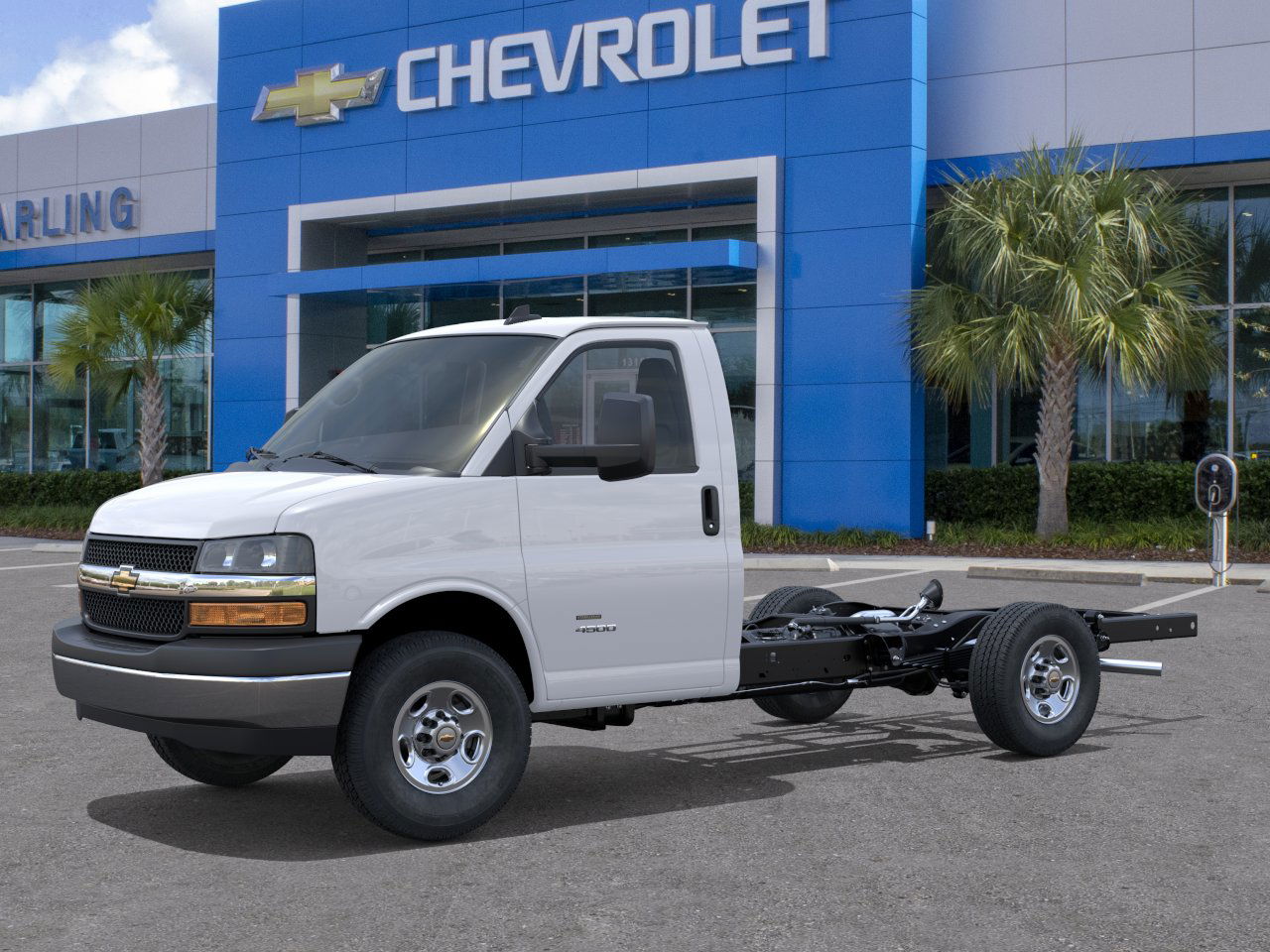 2025 Chevrolet Express Cutaway 3500 photo 22