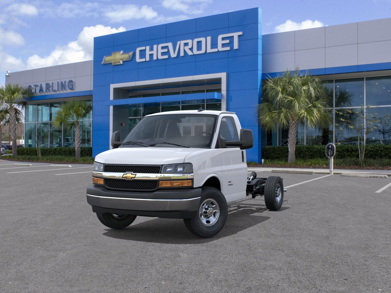 2025 Chevrolet Express Cutaway 3500 photo 28