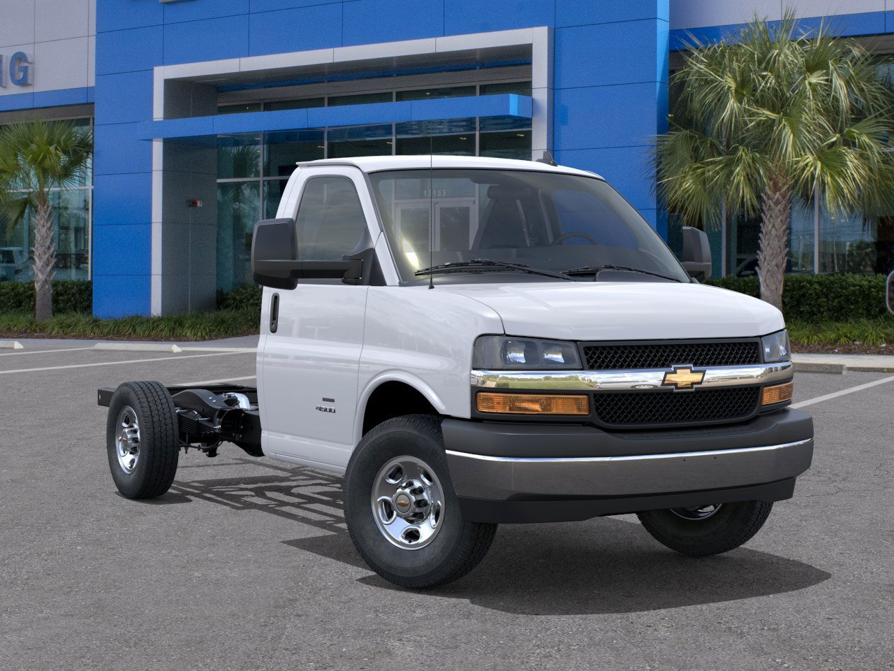 2025 Chevrolet Express Cutaway 3500 photo 27