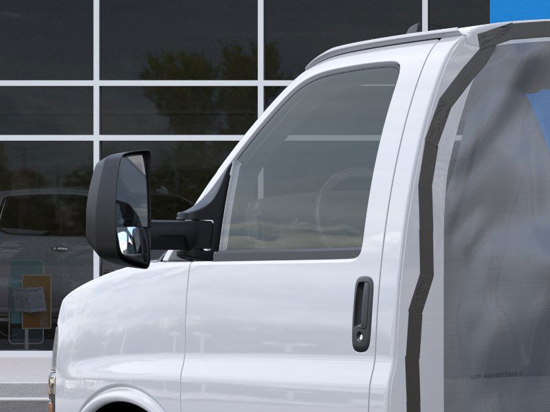 2025 Chevrolet Express Cutaway 3500 photo 29