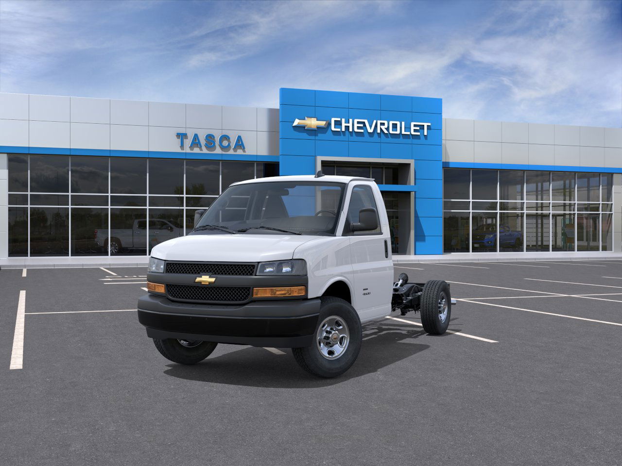 2025 Chevrolet Express Cutaway 3500 photo 4