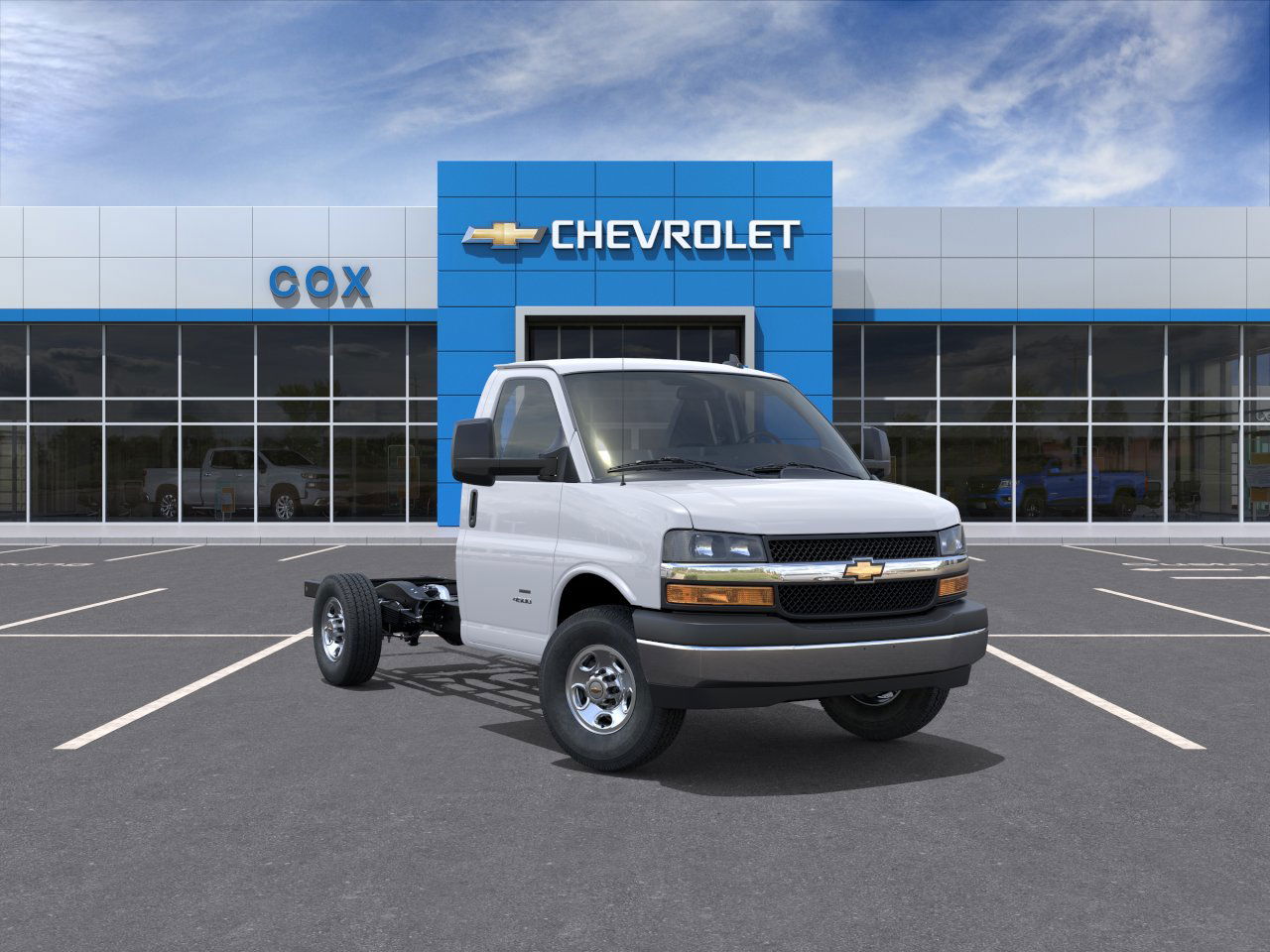 New 2025 Summit White Chevrolet 1WT image 18