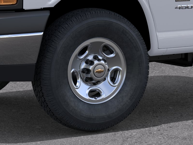 New 2026 Summit White Chevrolet 1WT image 35