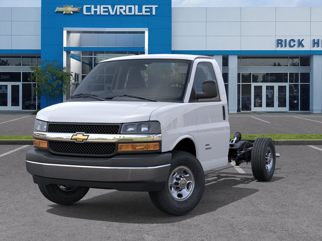 New 2026 Summit White Chevrolet 1WT image 32