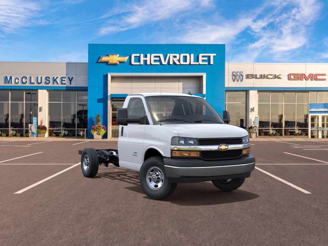 New 2025 Summit White Chevrolet 1WT image 24