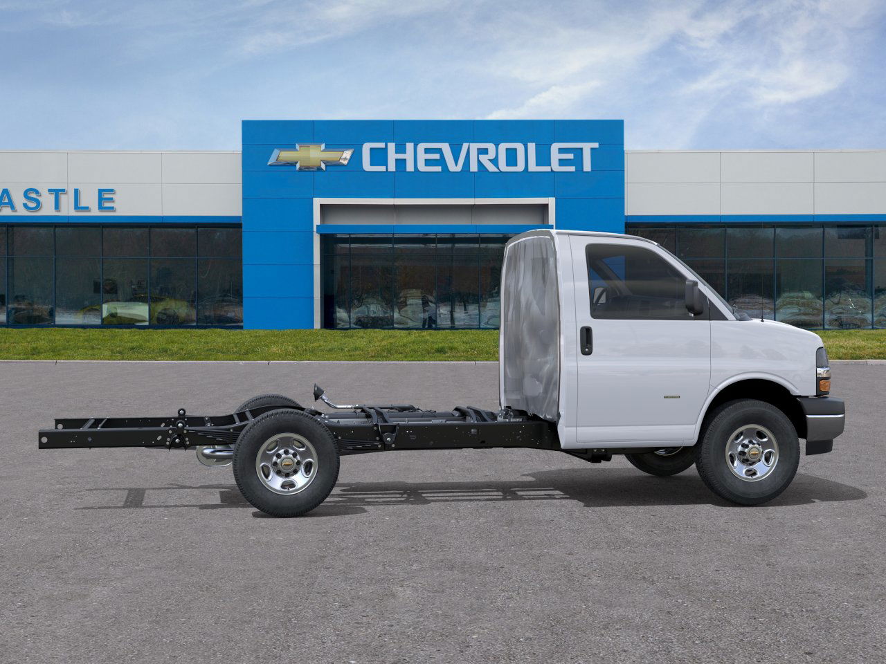 2025 Chevrolet Express Cutaway 3500 photo 24