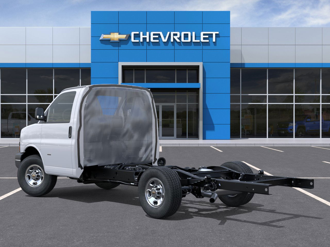 2025 Chevrolet Express Cutaway 3500 photo 2