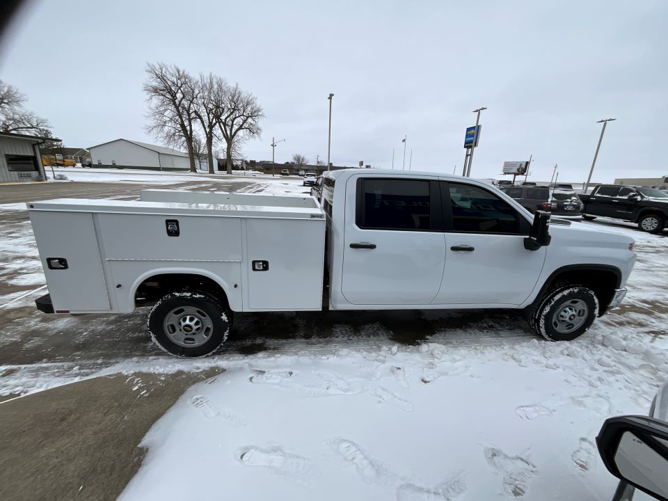 Used 2022 Chevrolet Silverado 2500HD Work Truck with VIN 1GB1WLE79NF303166 for sale in Fairbury, IL