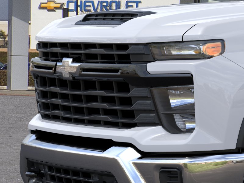 New 2026 Summit White Chevrolet Work Truck image 37