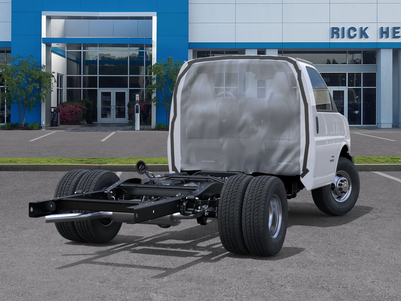 New 2026 Summit White Chevrolet 1WT image 30