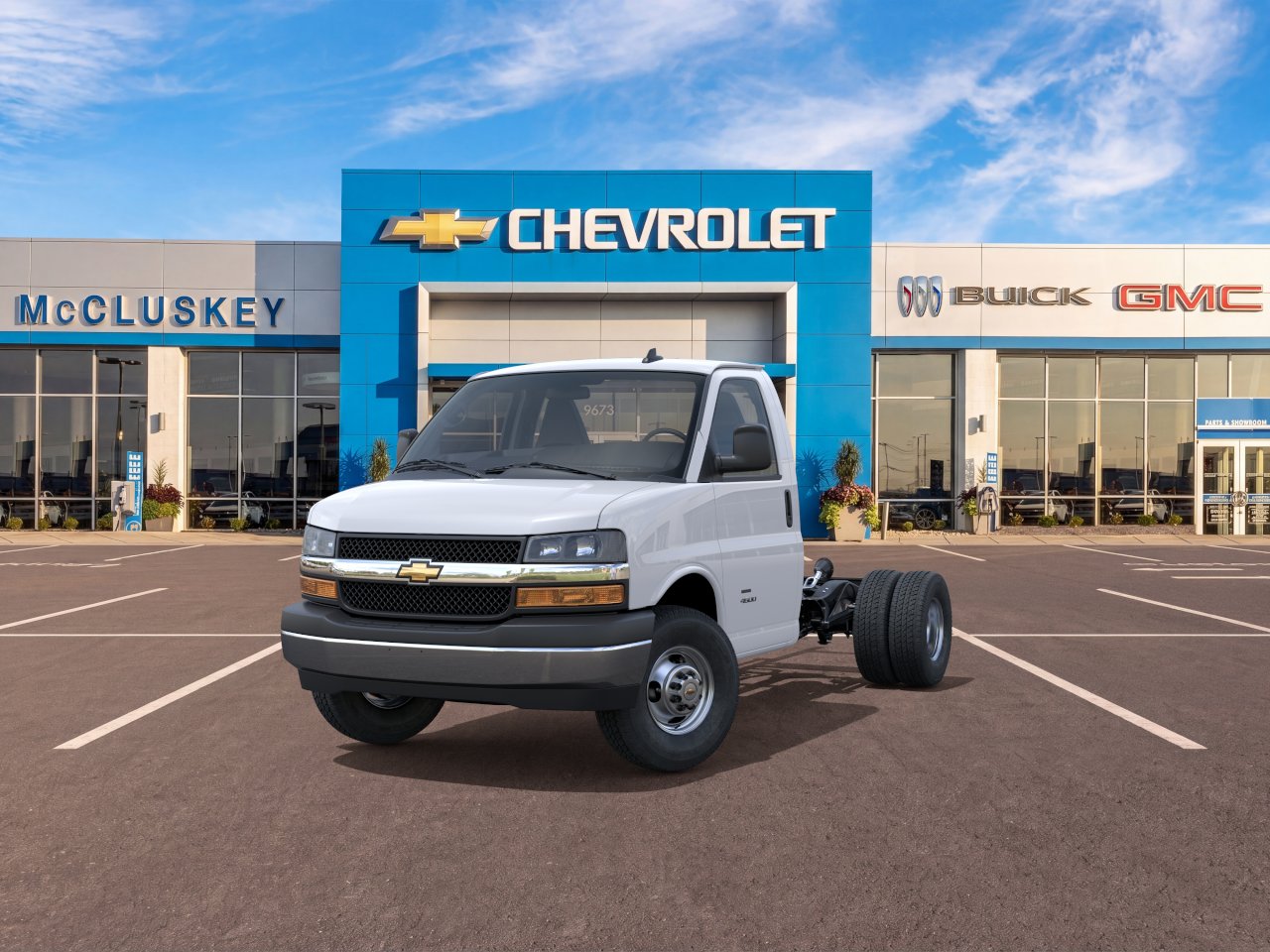 New 2025 Summit White Chevrolet 1WT image 32